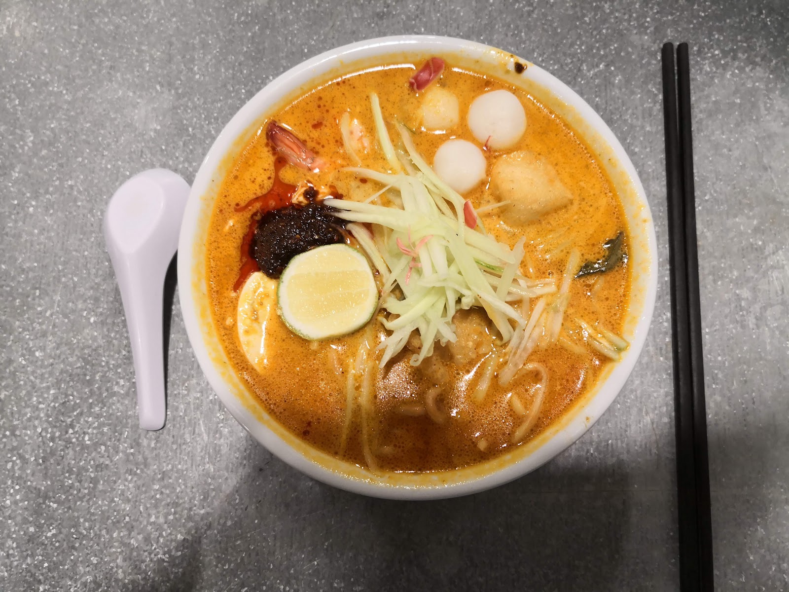 阿里、慕涂和阿学咖啡店
