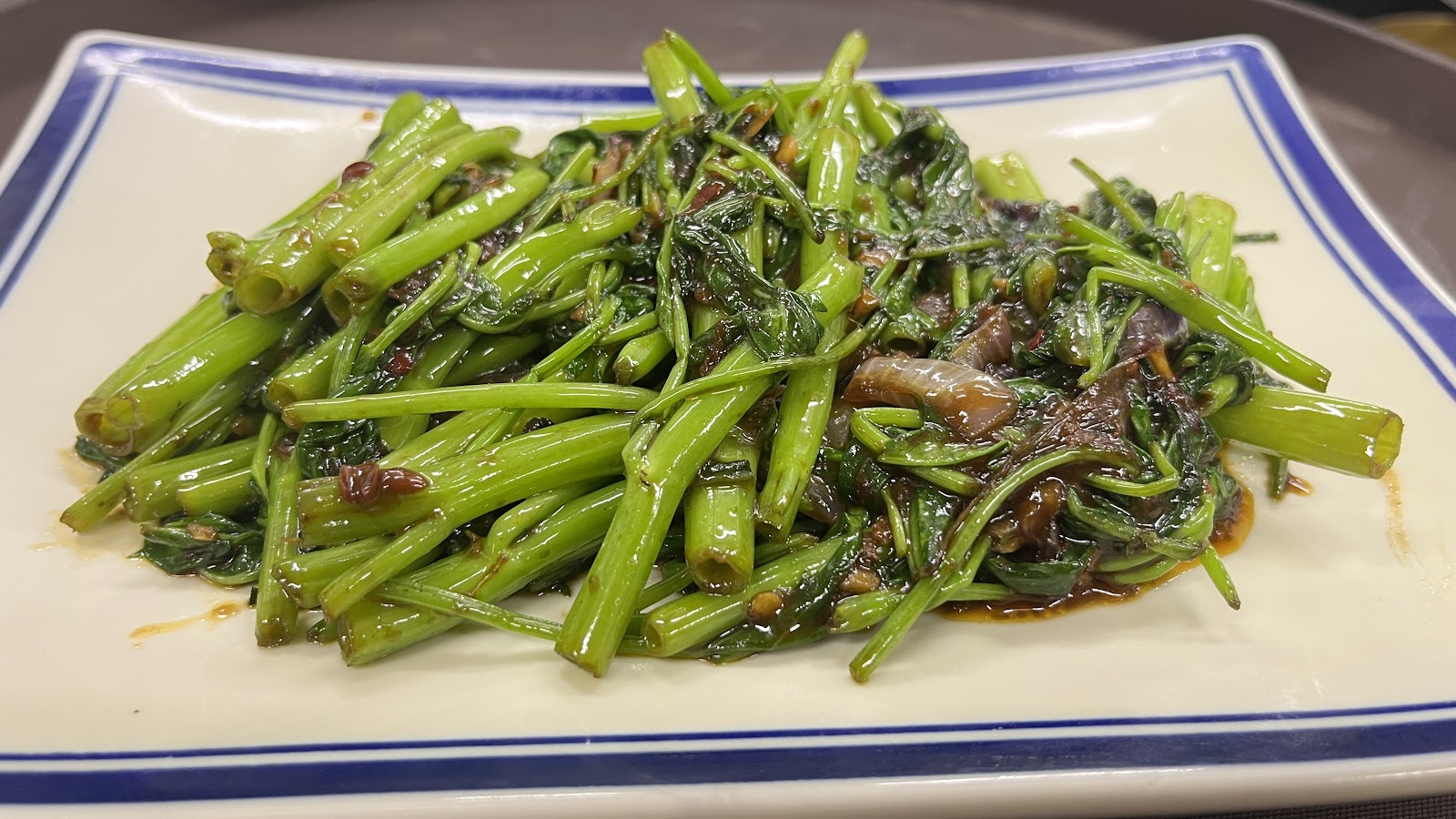 Tai Lan De • 泰兰德