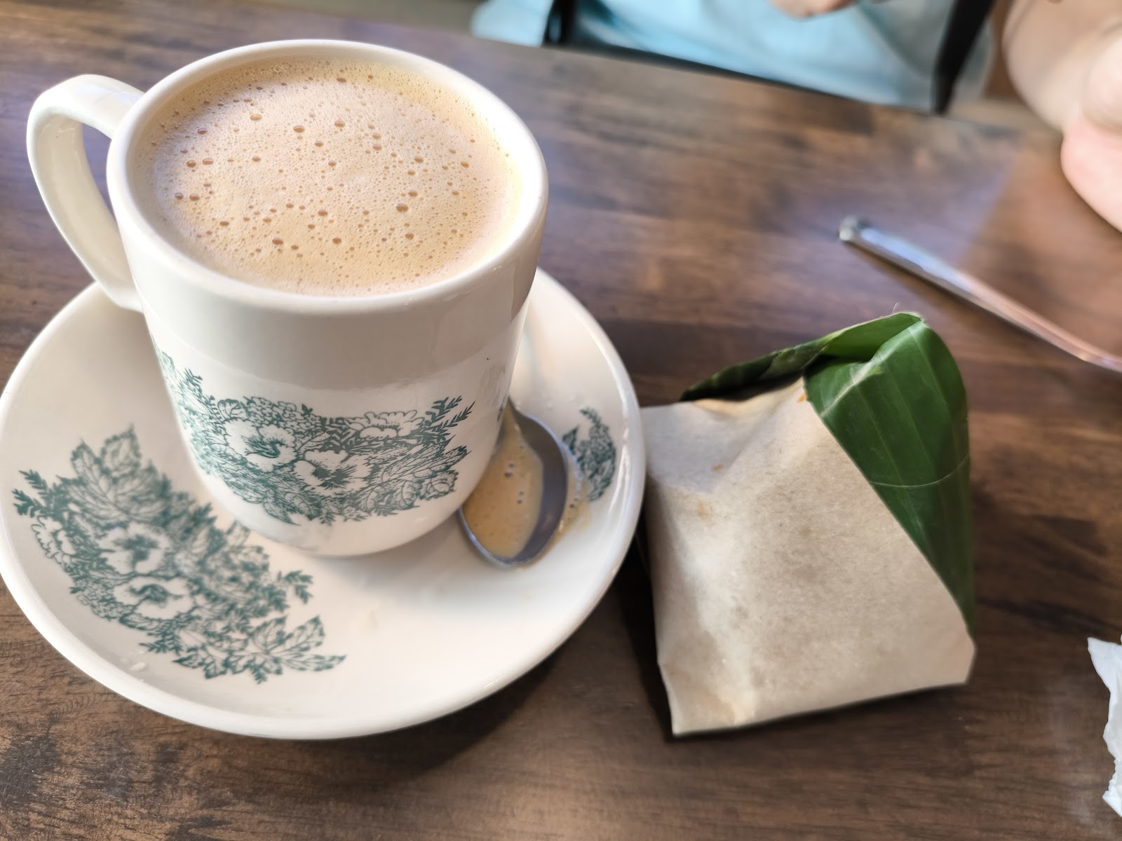 劳勿金鸿哥海南茶室