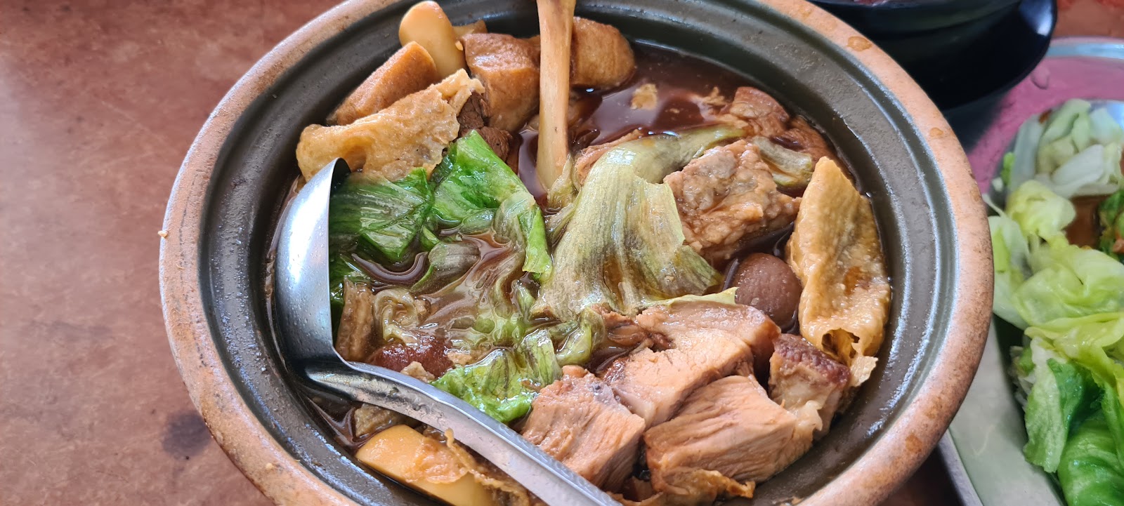 永香瓦煲肉骨茶