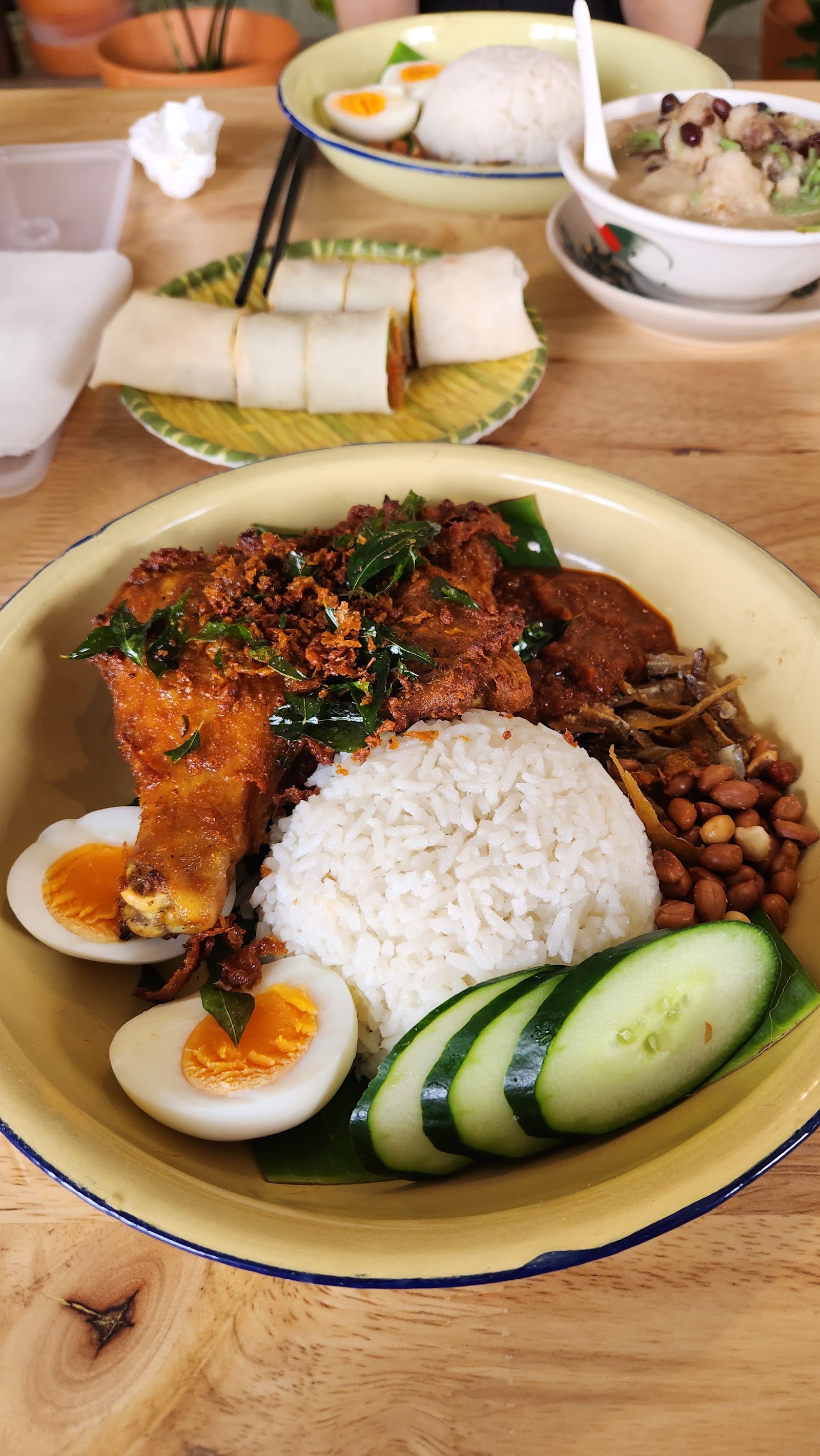 新东方咖啡店 petaling Jaya K L